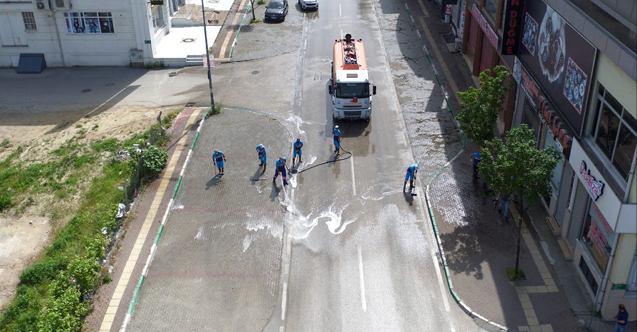 Yıldırım: Vişne Caddesi’nde Covid-19 temizliği